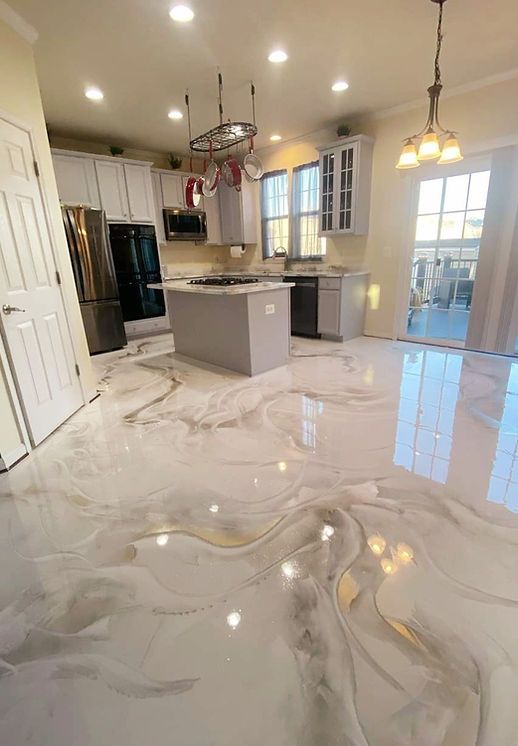 Эпоксидный наливной пол в квартире или доме — прочное и стильное покрытие